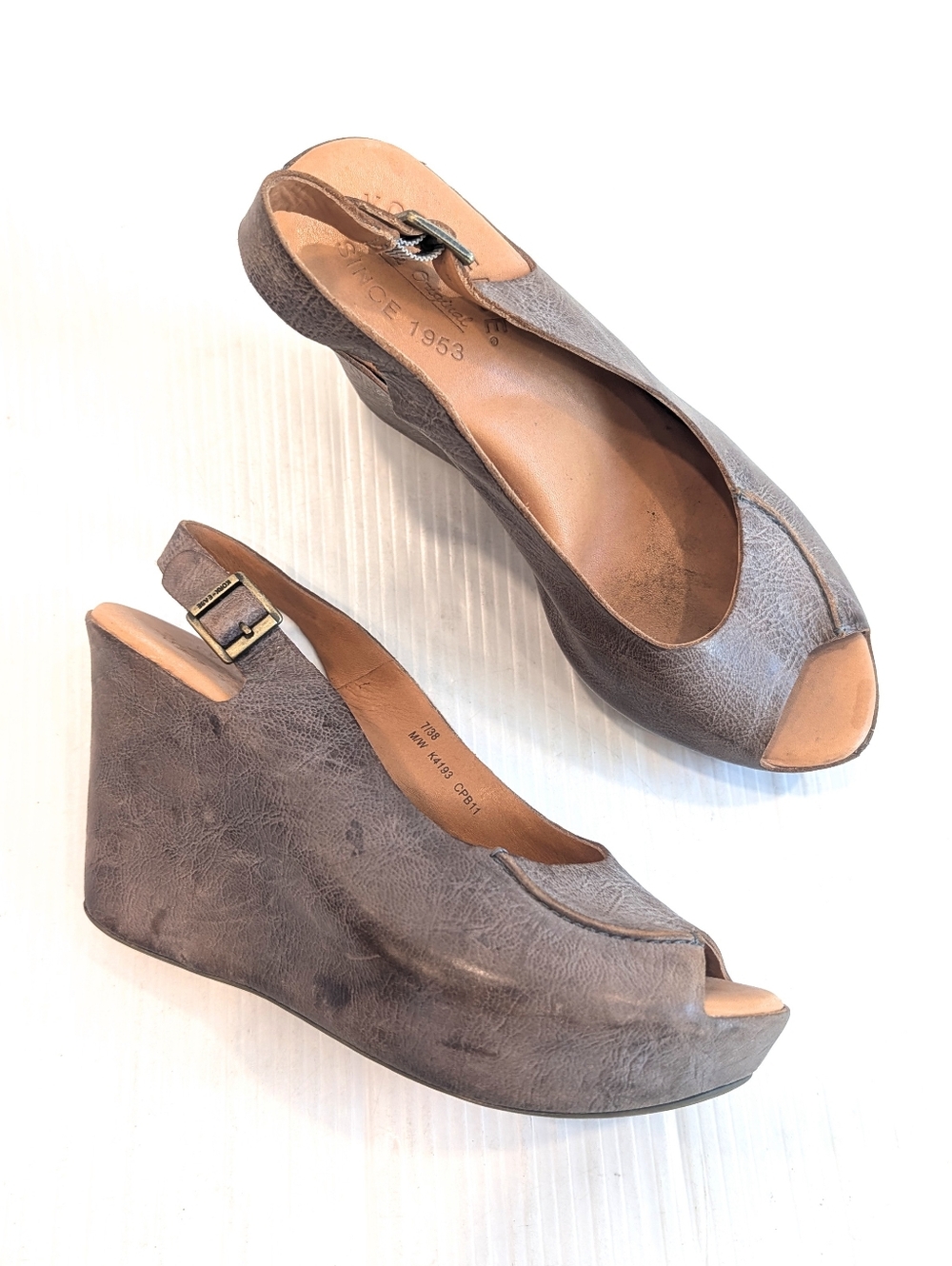 KORK EASE Sharon Women's Brown Leather Peep-Toe Wedge Slingback Heels Size 7